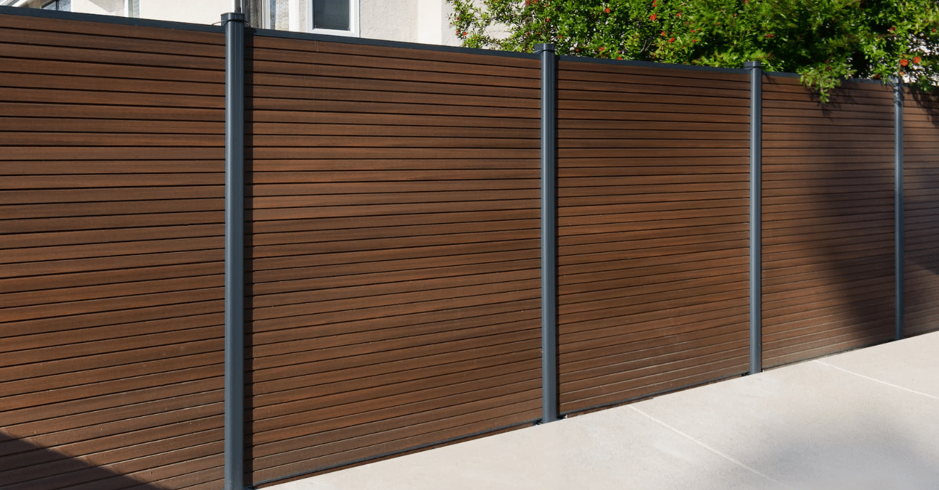 ULTRASHIELD D-FENCE - Kit Montante per posa su terreno