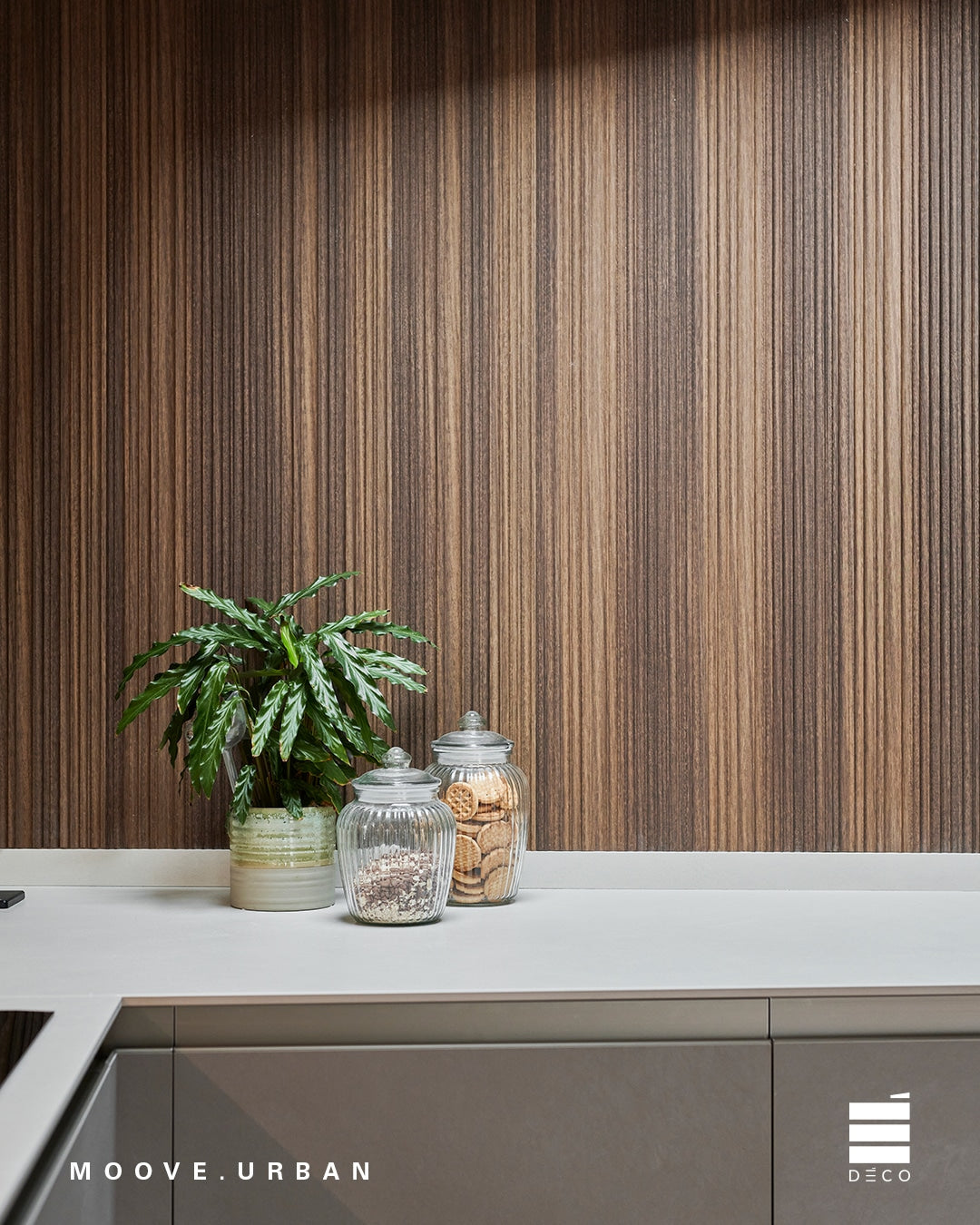 MOOVE.URBAN/Classic- Rivestimento a posa immediata - Finitura Teak - Doga Ruyi 15x160x2800mm