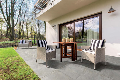 Gres spessorato ULTRA CULT GREY 60x60x2 cm