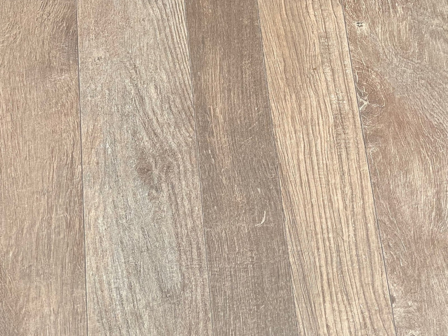 Gres spessorato ULTRA WOOD 60x60x2 cm
